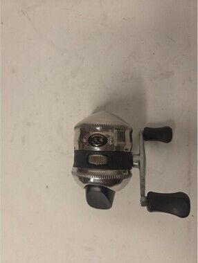 Zebco 33 Bearing System Spincast Fishing Reel